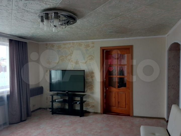Дом 114 м² на участке 6 сот.