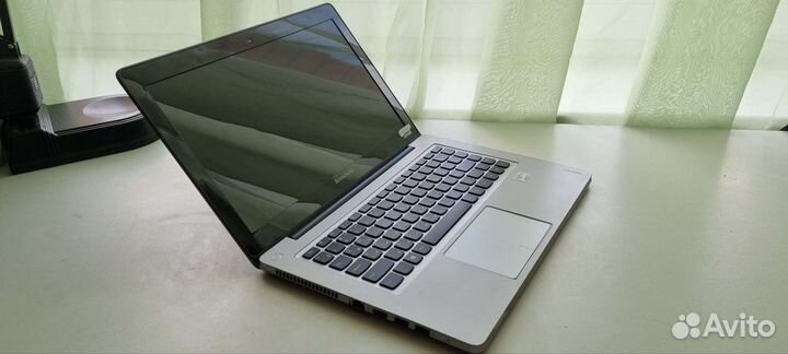 Lenovo u310 core i7 / ssd240gb / 8gb