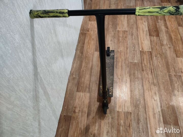 Трюковой самокат tech team voodoo