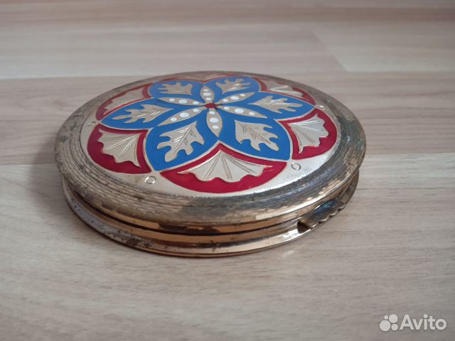 Пудреница СССР