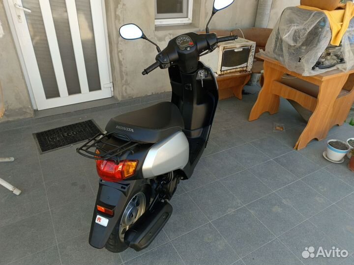 Скутер Honda tact AF 75