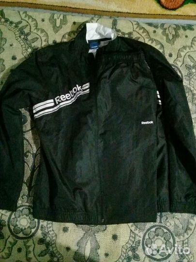 Костюм спортивный reebok оригинал на рост 152 см