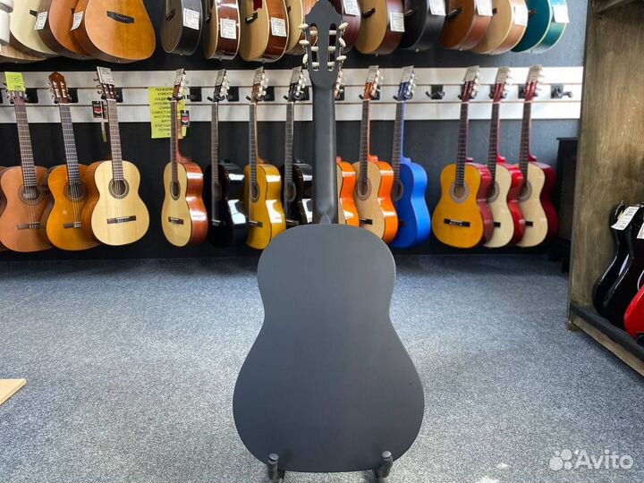 Гитара классическая