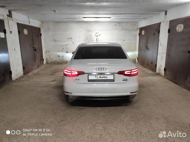 Audi A4 2.0 AMT, 2016, 100 000 км