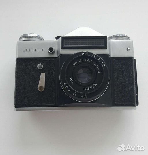 Плёночные фотоаппараты Зенит E, Praktica М45