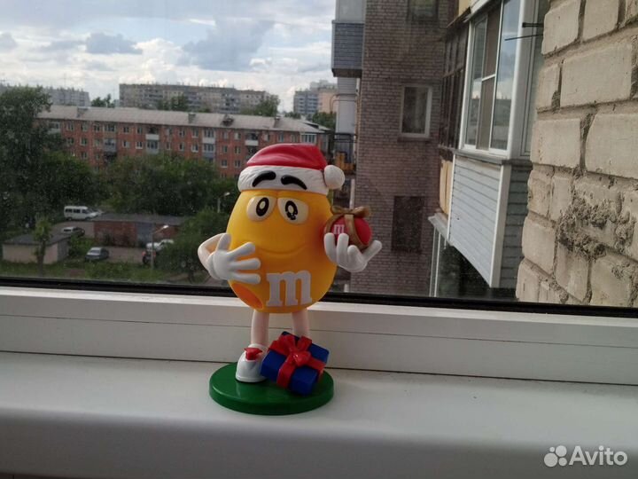 Раздачик конфет ммдемс