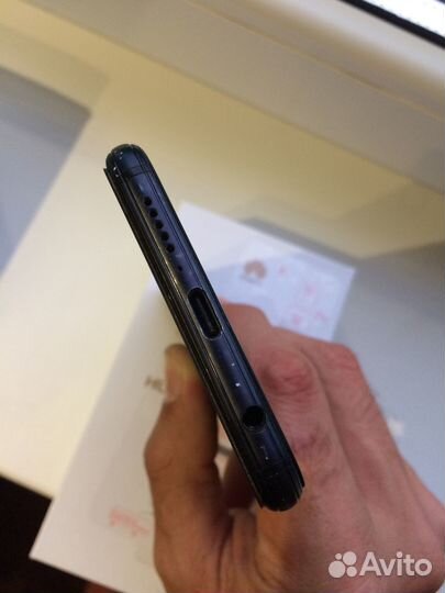 Телефон huawei p20 lite