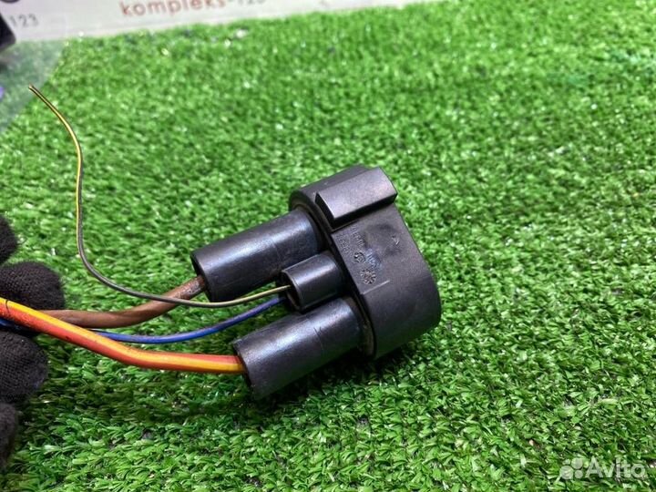 Разъем Audi A1 8X caxa 2010