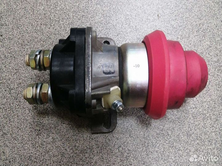 Выключатель массы (24В, 80А) 1212.3737