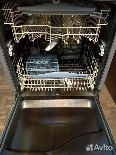 Посудомоечная машина ariston elixia LI670DUO