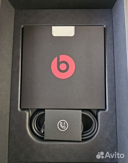 Беспроводные наушники Beats Studio 3 SkyLine