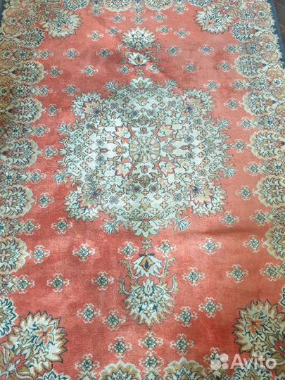 Ковер шерстяной