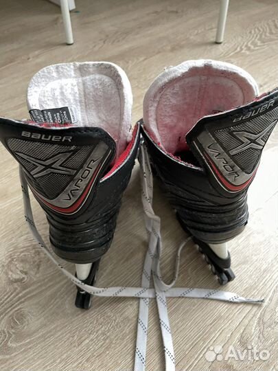 Коньки хоккейные детские