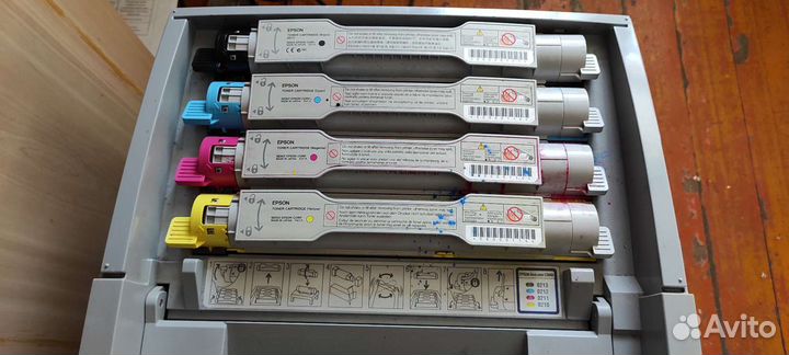 Цветной лазерный принтер Epson AcuLaser C3000