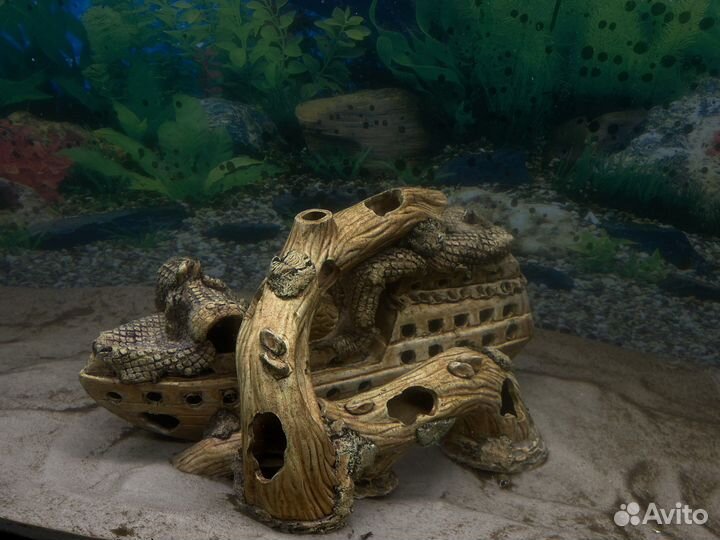 Аквариум с тумбой