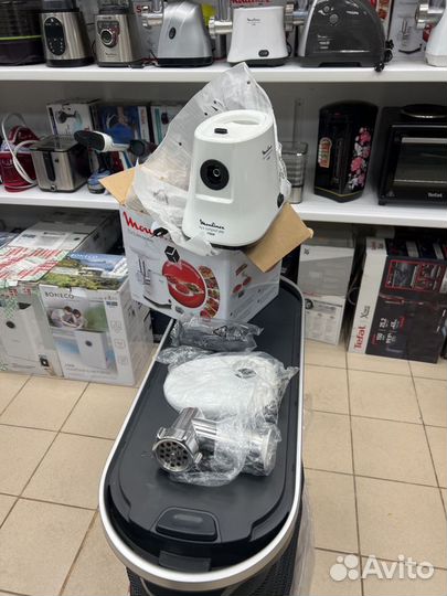 Мясорубка Moulinex Hv3 ME301132