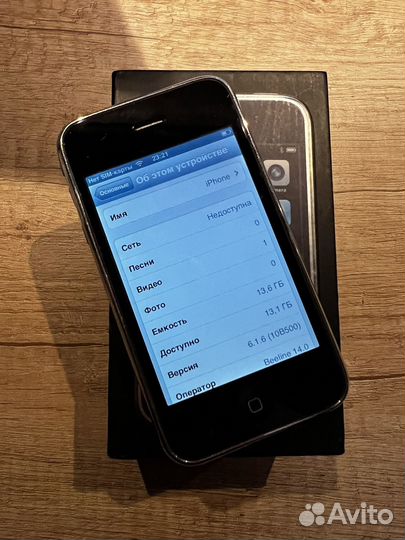 Телефон iPhone 3GS