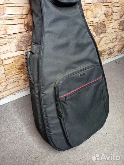 Утеплённый чехол для гитары emuzin