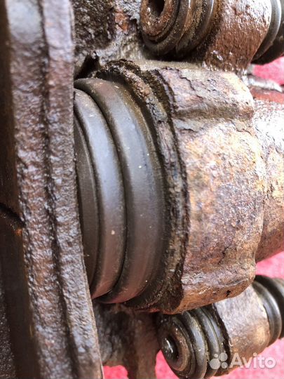 Суппорта Dodge neon 2 2.0л