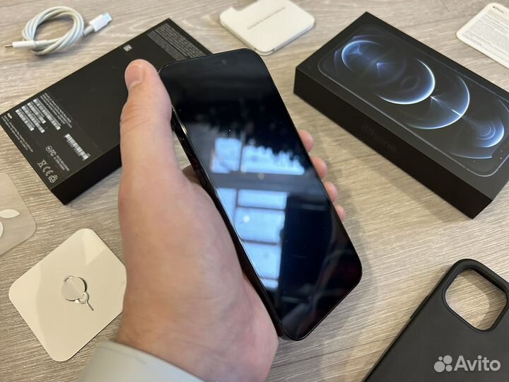 iPhone 12 Pro, 256 ГБ