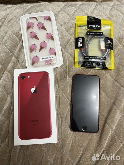 Телефон iPhone 8 64Gb