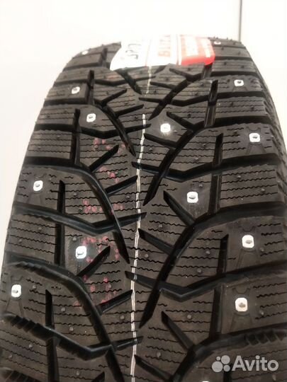 Bridgestone Blizzak Spike-02 185/60 R15 84T