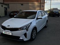 Kia Rio 1.6 AT, 2020, 48 000 км, с пробегом, цена 1 230 000 руб.