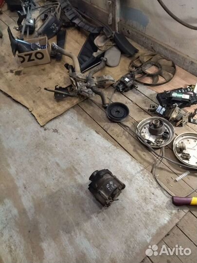 Генератор от ауди 100,с4