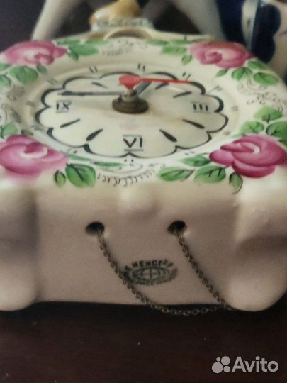 Гжель часы, статуэтки,чайные пары, наборы