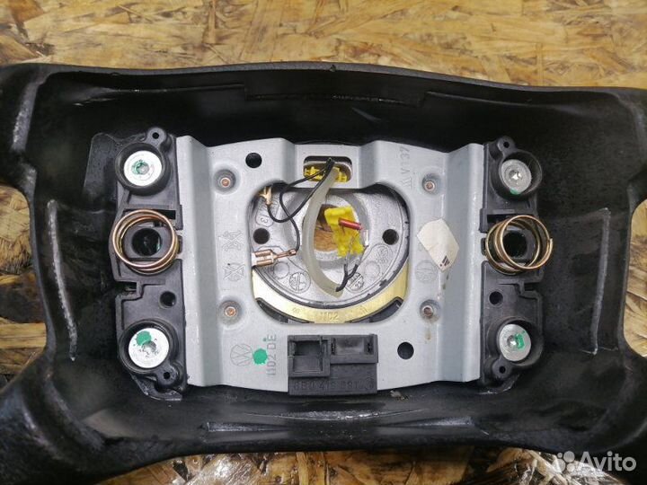 Руль Skoda Octavia 1U2 AEE 1997