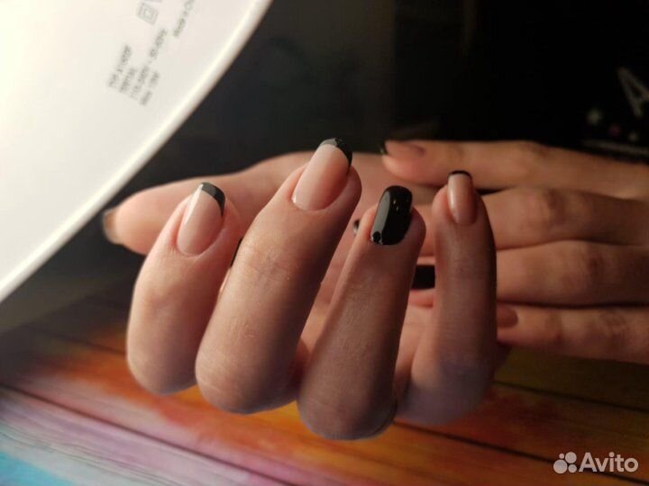 Маникюр,педикюр