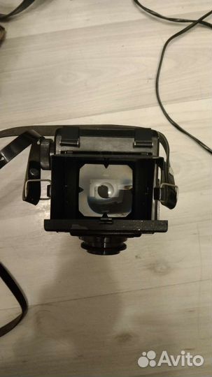 Плёночный фотоаппарат времён СССР