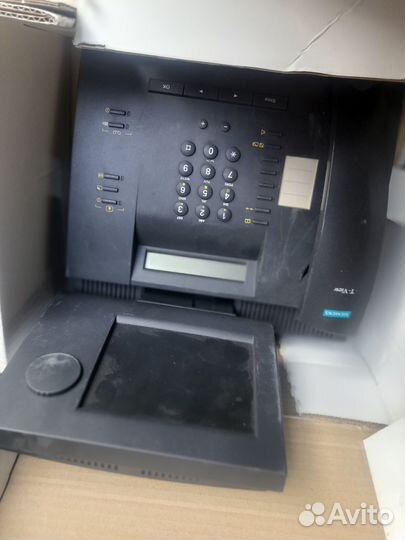 Телефон s30853-s300-r101