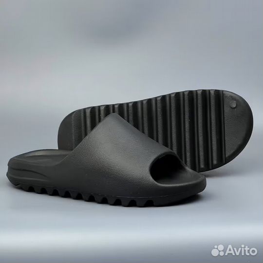 Adidas Yeezy Slide Black