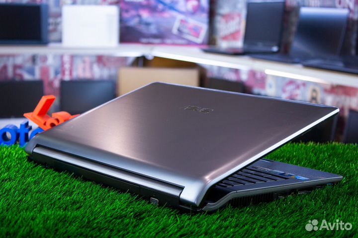 Ноутбук Asus i7/6Gb/SSD 120Gb в металле