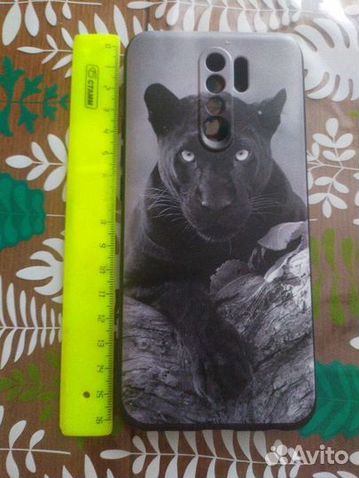 Чехол на телефон