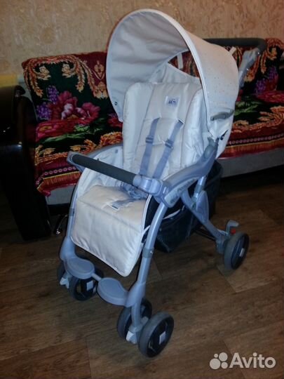 Продам прогулочную коляску