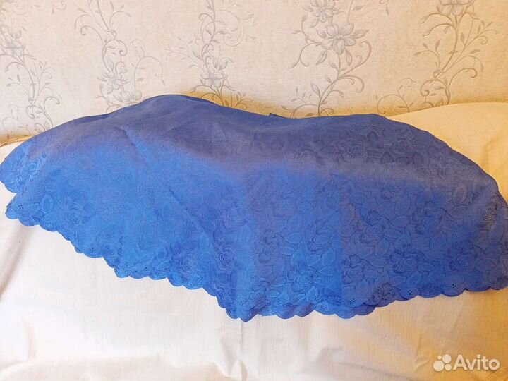 Скатерть шелковая круглая 160*160