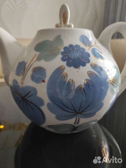 Чайники заварочные и сахарница новые