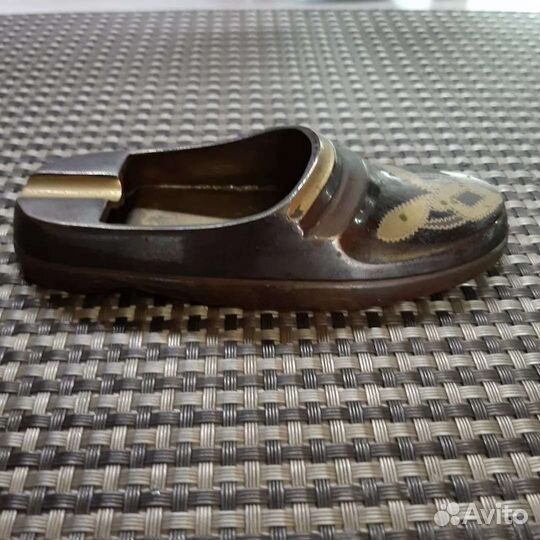 Пепельницы, вазы