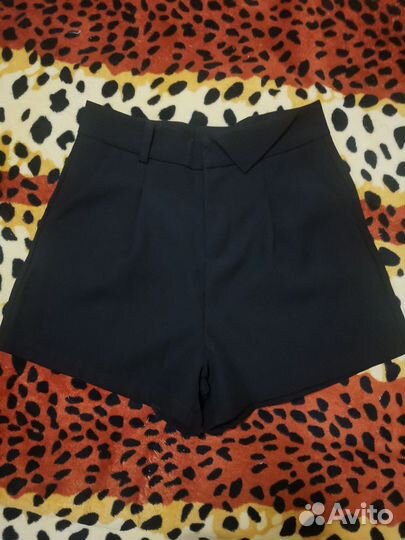 Шорты женские