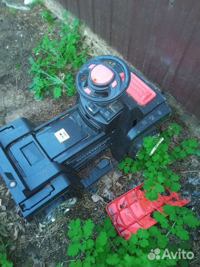 Электрическая машина для детей на запчасти