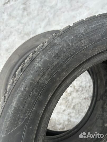 Kumho I'Zen RV Stud KC16 225/55 R18