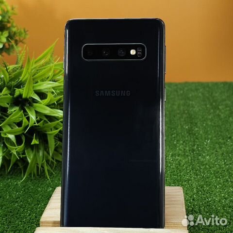 Samsung Galaxy S10, 8/128 ГБ