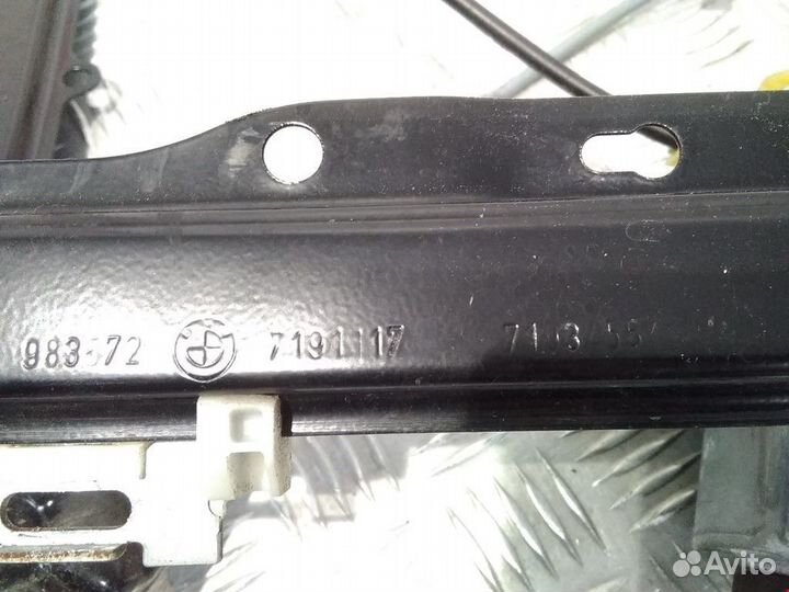 Стеклоподъемник передний левый BMW 3 51337193455