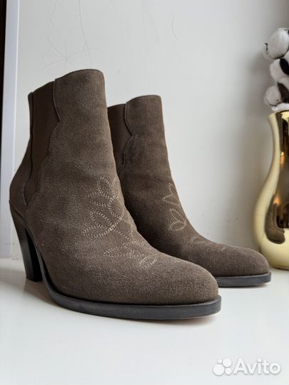 Обувь женская 41 размер натуральная замша б/у