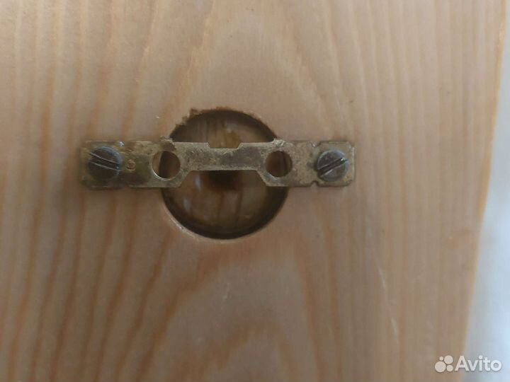 Панно из дерева и бронзовых колокольчиков