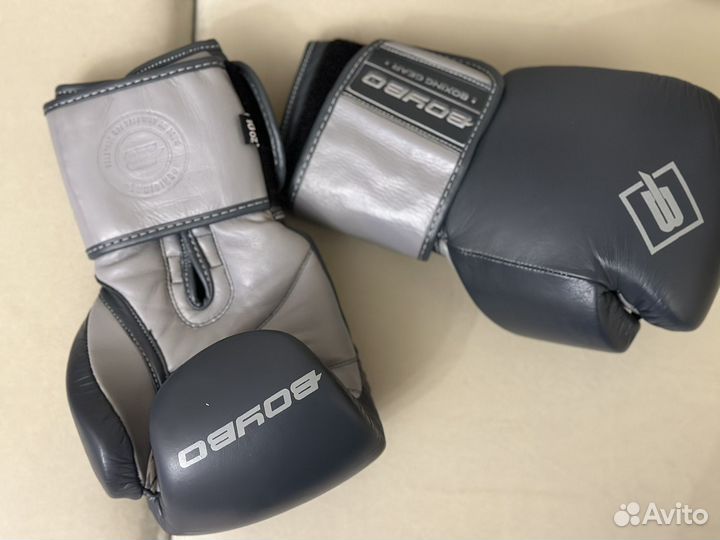 Боксерские перчатки boybo