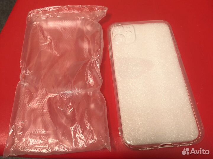 Чехол на iPhone 11