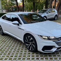 Volkswagen Arteon 2.0 AMT, 2019, 149 000 км, с пробегом, цена 1 885 000 руб.